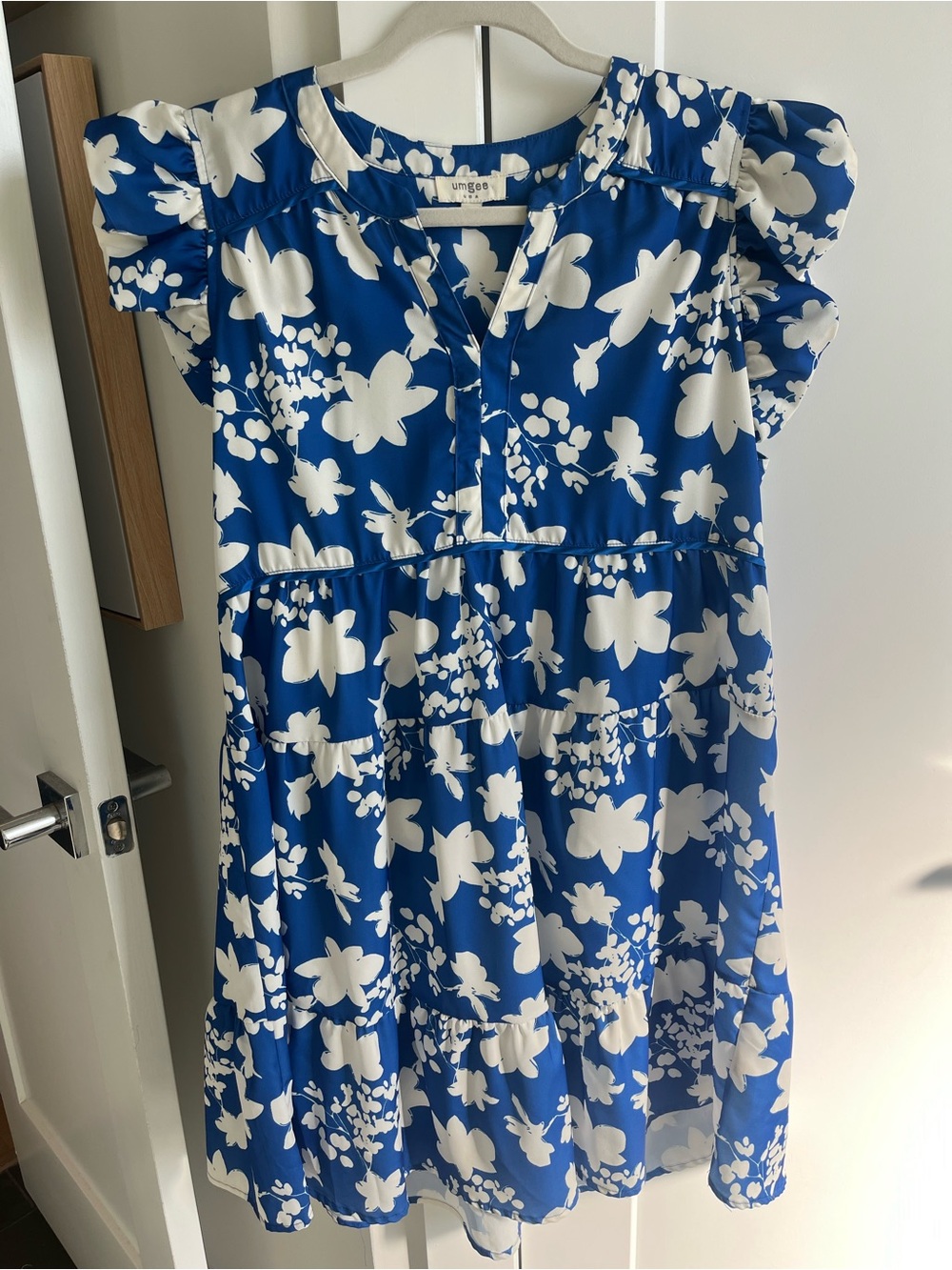 Umgee Blue and White Floral Tiered Casual Dress